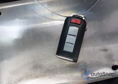 2015 Mitsubishi Mirage Es/Rf z USA, uszkodzony, nr VIN ML32A4HJ2FH047487